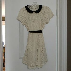 Collared lace dress